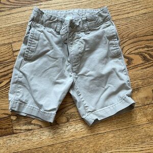 Gap Chino khaki shorts